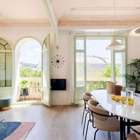 Lovely In Plaza Espana - Fira Montjuic Apartamento *